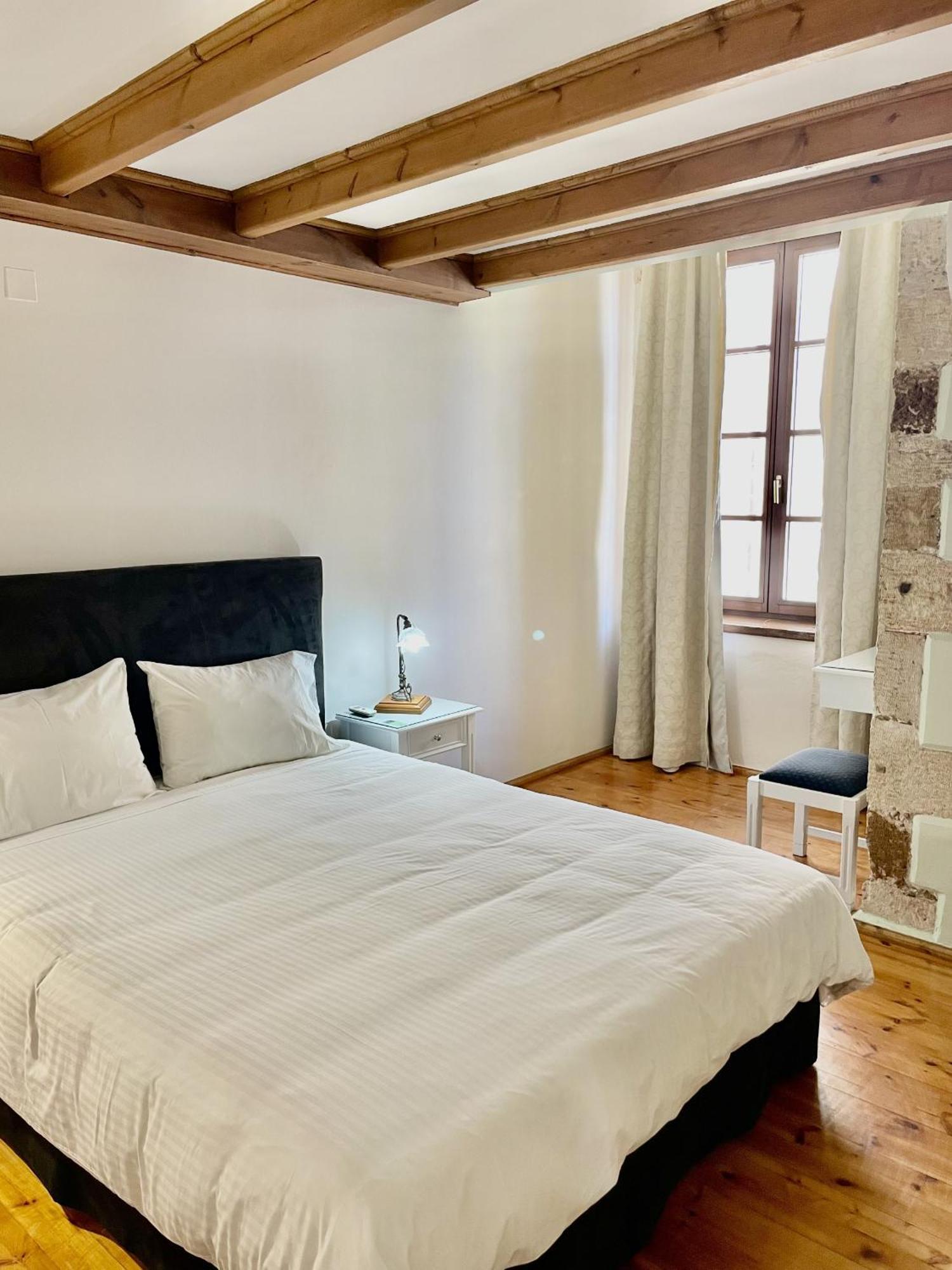 Erietta Suites Chania  ภายนอก รูปภาพ