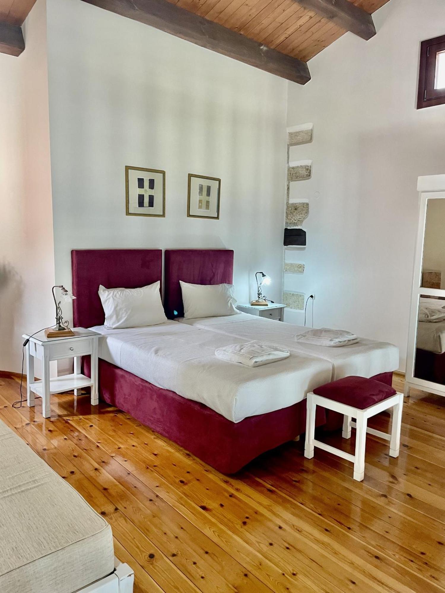 Erietta Suites Chania  ภายนอก รูปภาพ