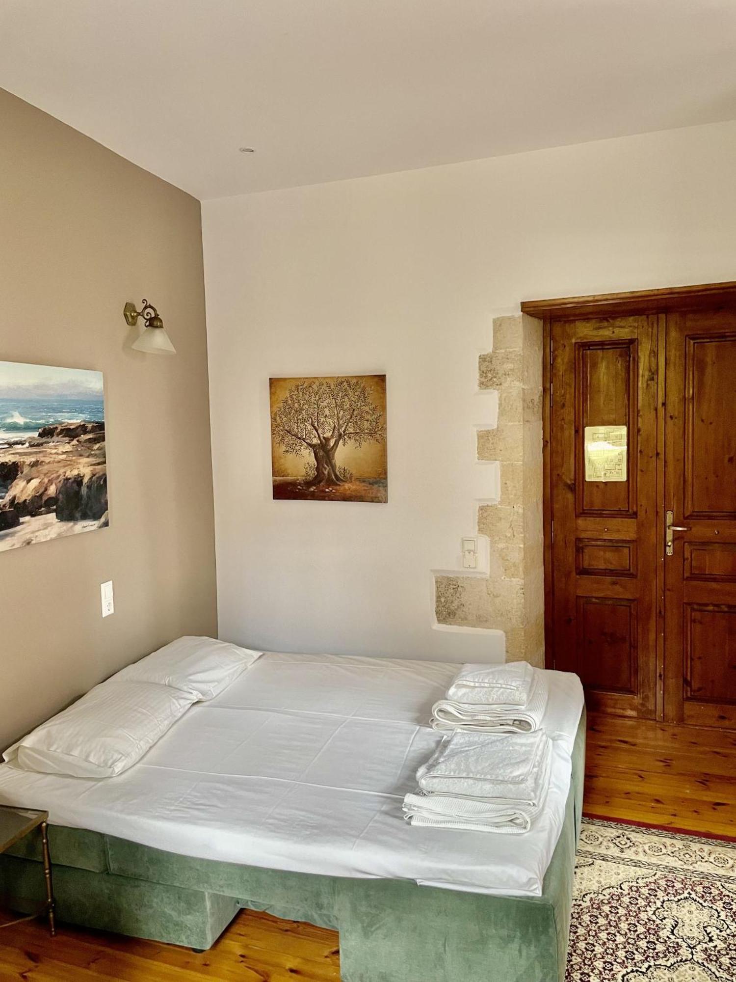 Erietta Suites Chania  ภายนอก รูปภาพ